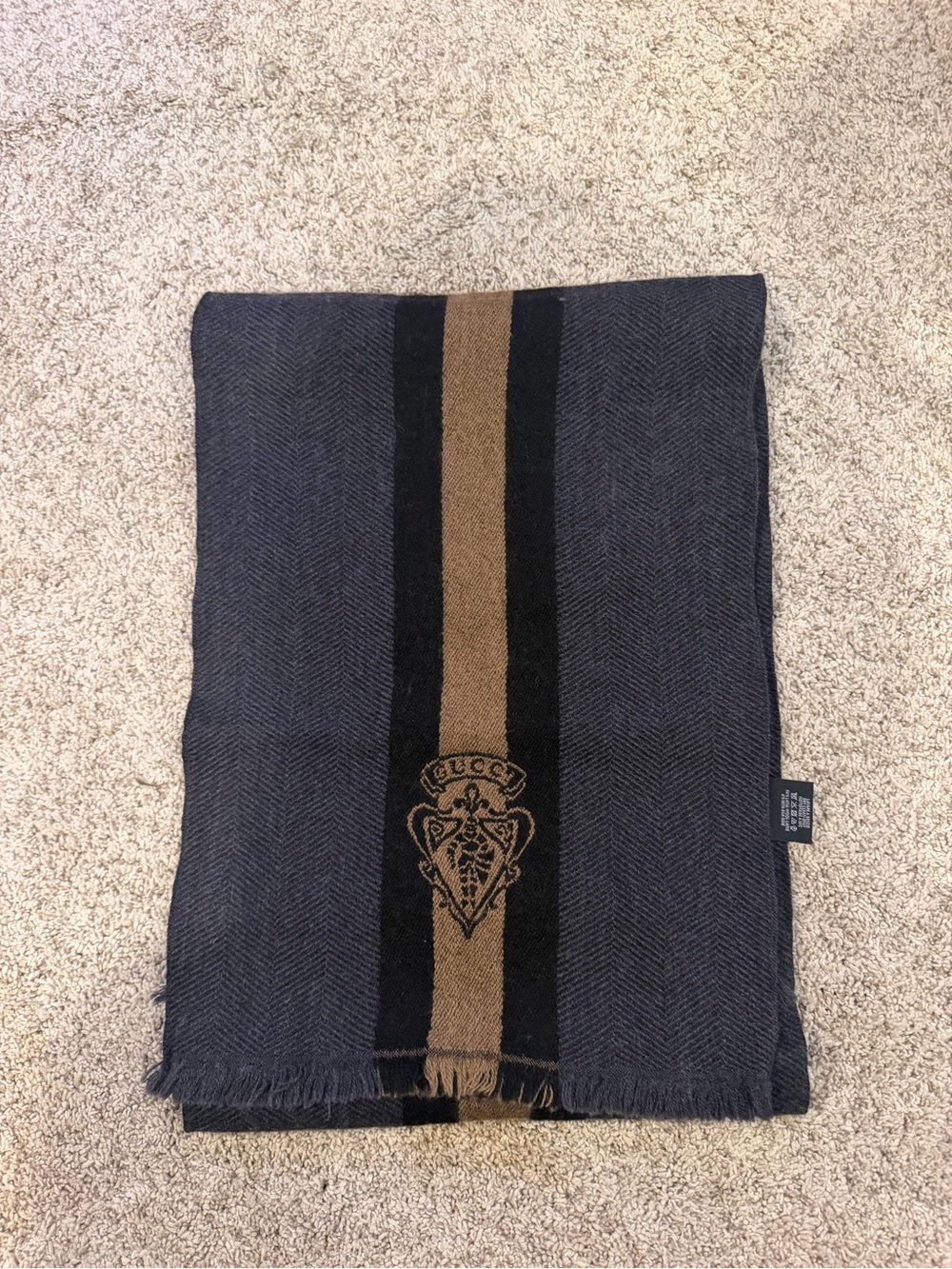 Gucci scarf